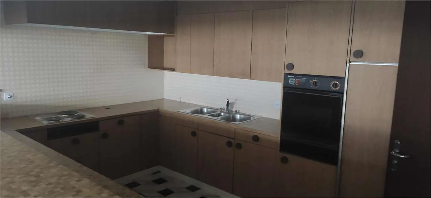 Commercial space for rent 327 sqm - Photo 8 of 10