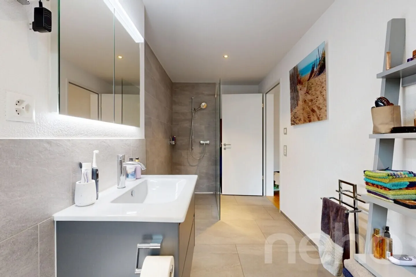 Modern penthouse apartment with large south terrace - Photo 9 of 13