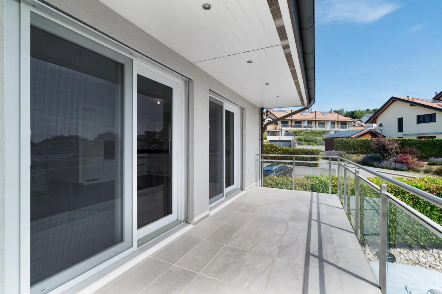 Appartamento di 4,5 stanze con vista lago a Yens - Foto 11 di 13