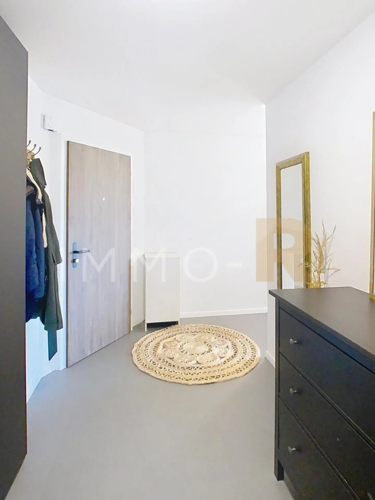Magnificent 3.5-room fully renovated - Photo 7 of 12