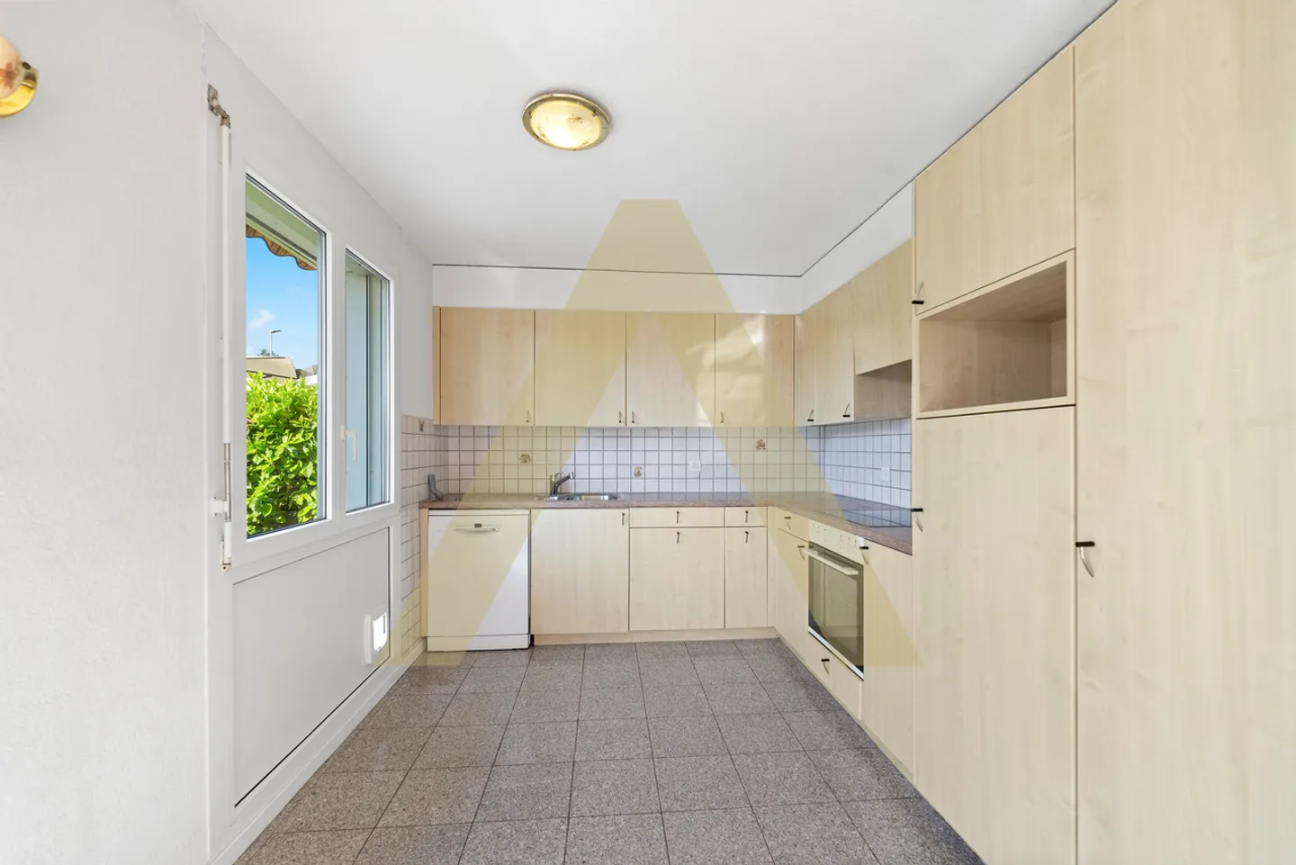 Schöne Gartenwohnung 5 Minuten mit dem Auto vom See entfernt - Foto 6 von 19