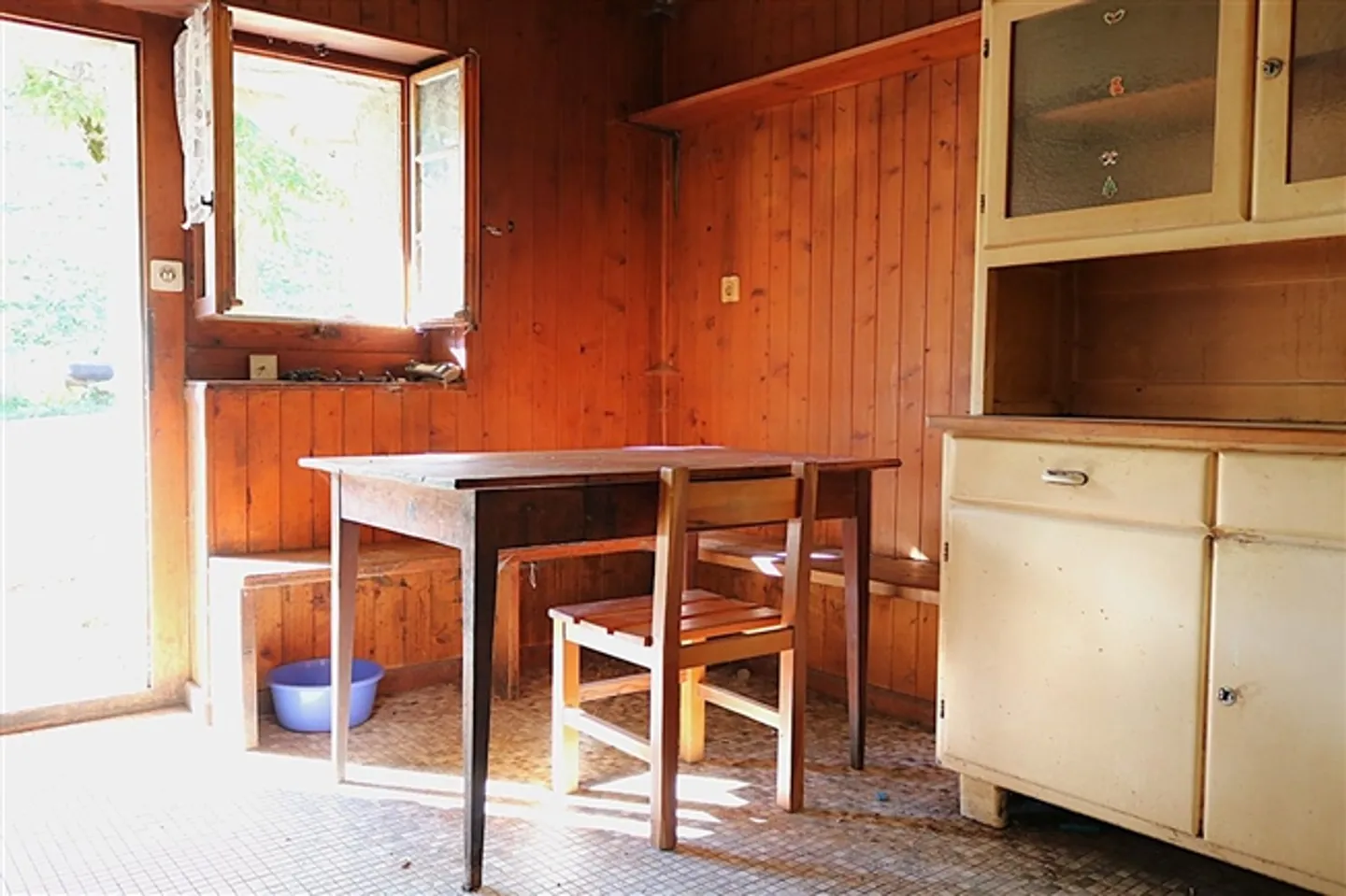 «AUTHENTISCHE WOHNUNG» - Foto 4 von 9