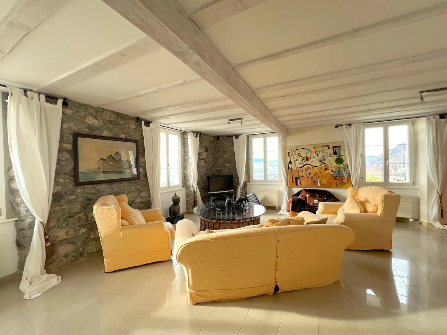 Master Villa with Panoramic View - Photo 13 of 27