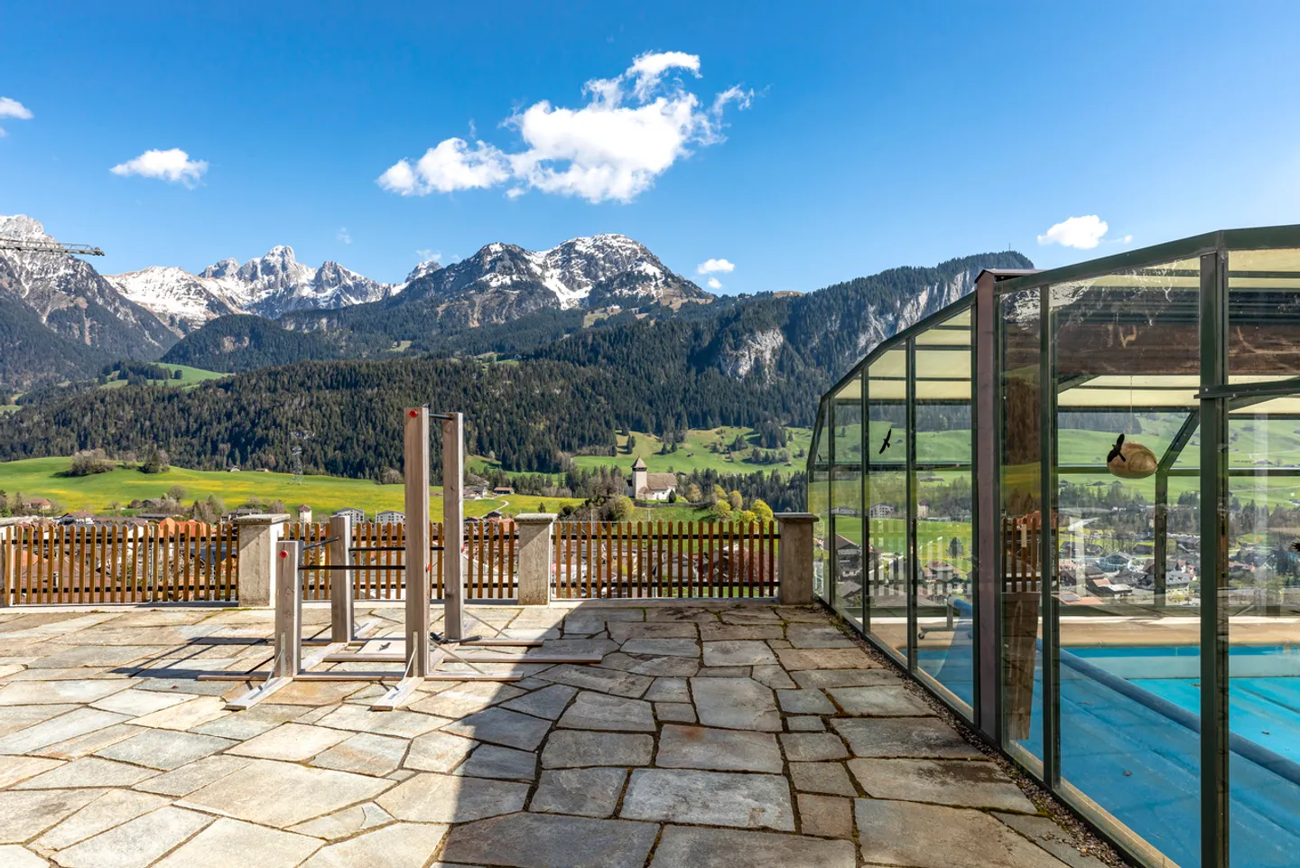 Magnifica proprietà di 12 stanze sulle alture di Château-d'Oex - Foto 4 di 14