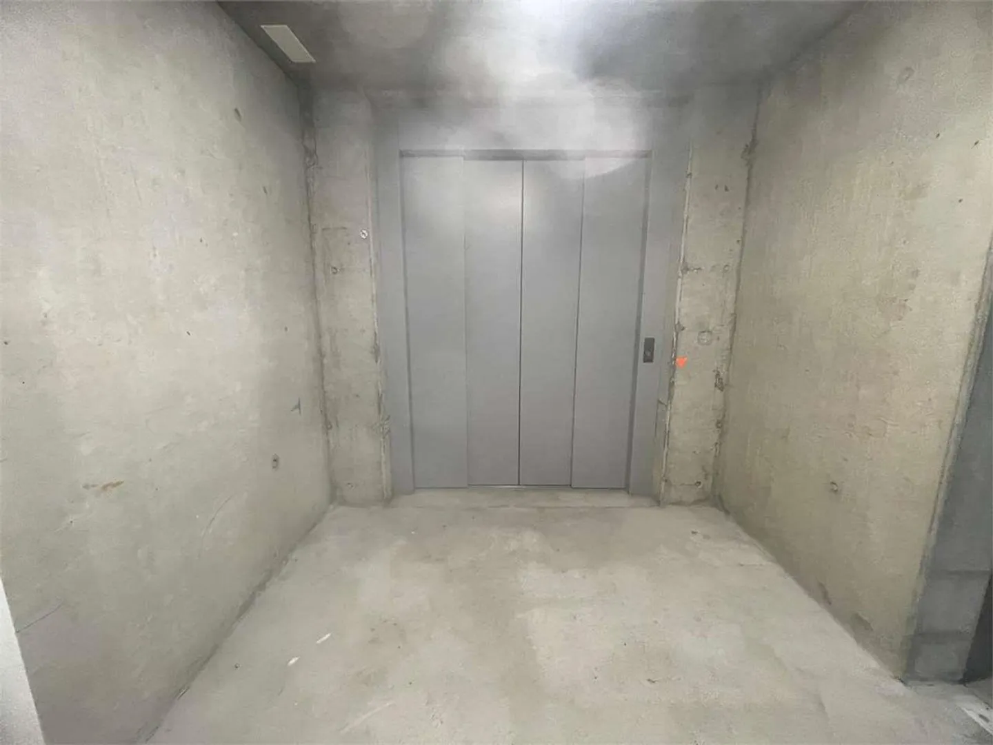 Lager/Büro Open Space von über 1.400 m² zur Miete in Vezia, N - Foto 10 von 12