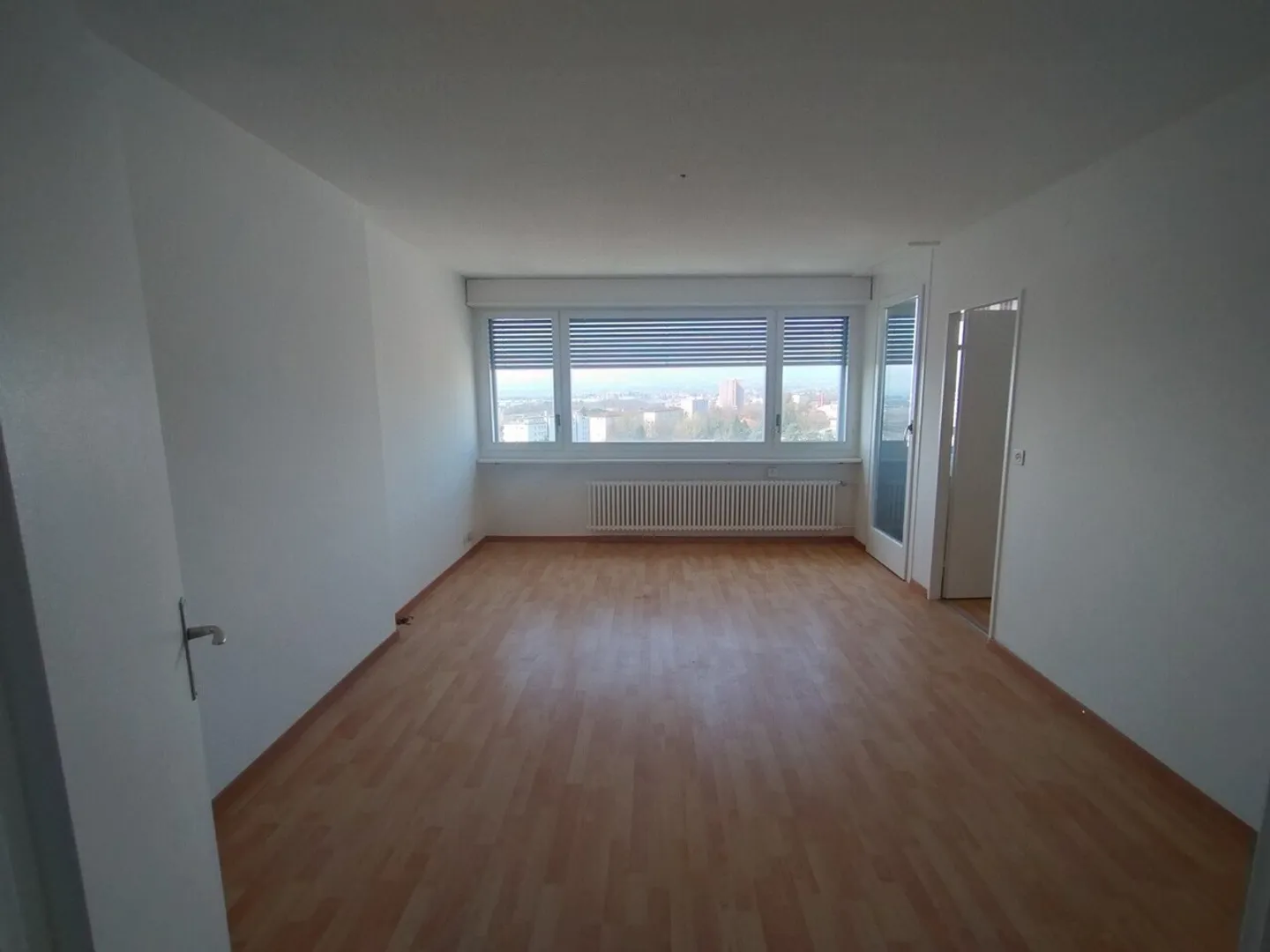 Nel centro di Malley, splendido appartamento ristrutturato con balcone e vista - Foto 8 di 12