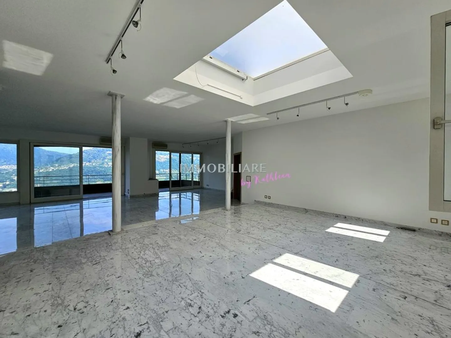 Penthouse + Guest Apartment / Office with Private Pool, Sauna, Grotto and Stunning View - Photo 5 of 19