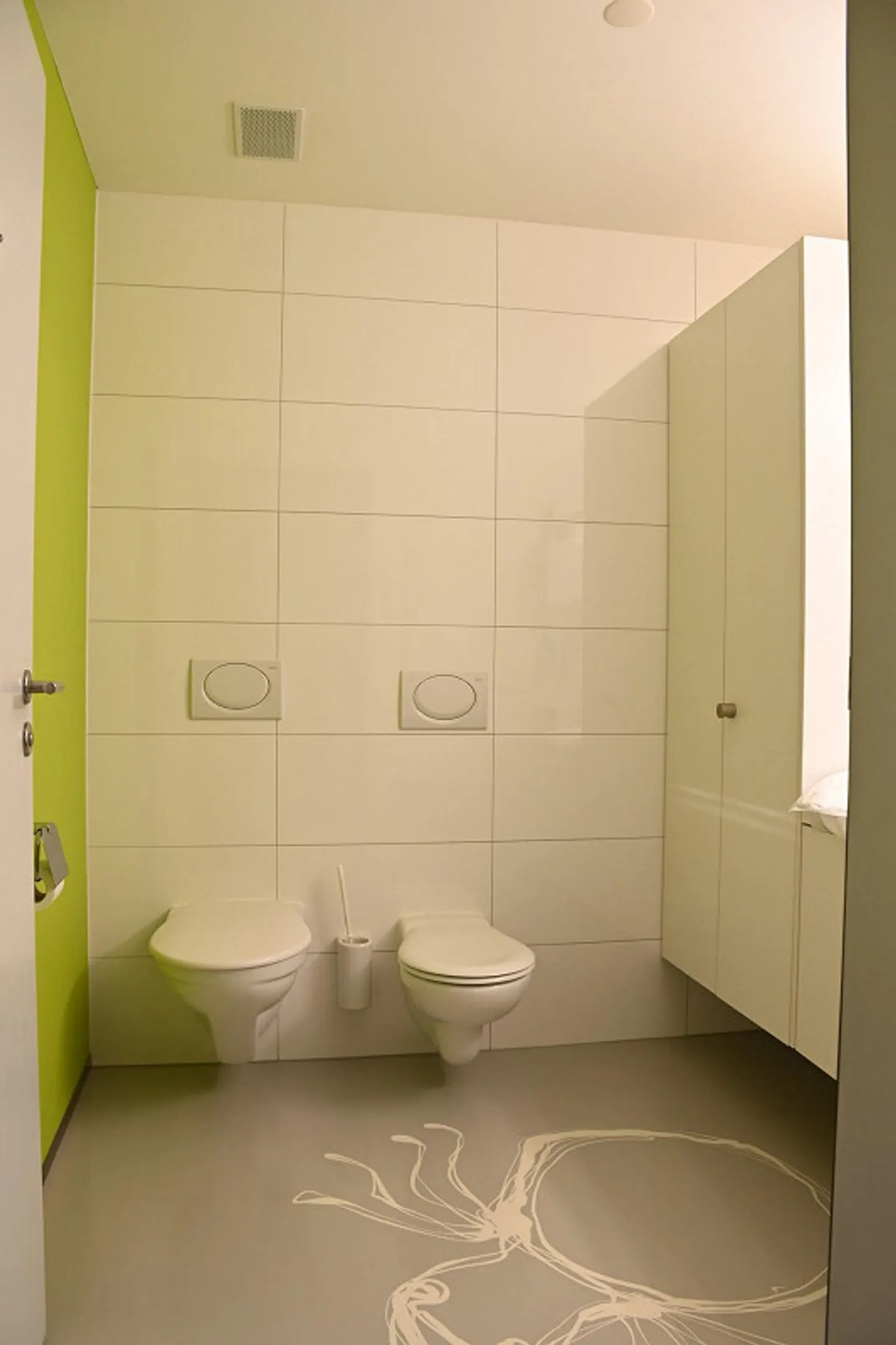 Attractive commercial space in a central location - Photo 6 of 8