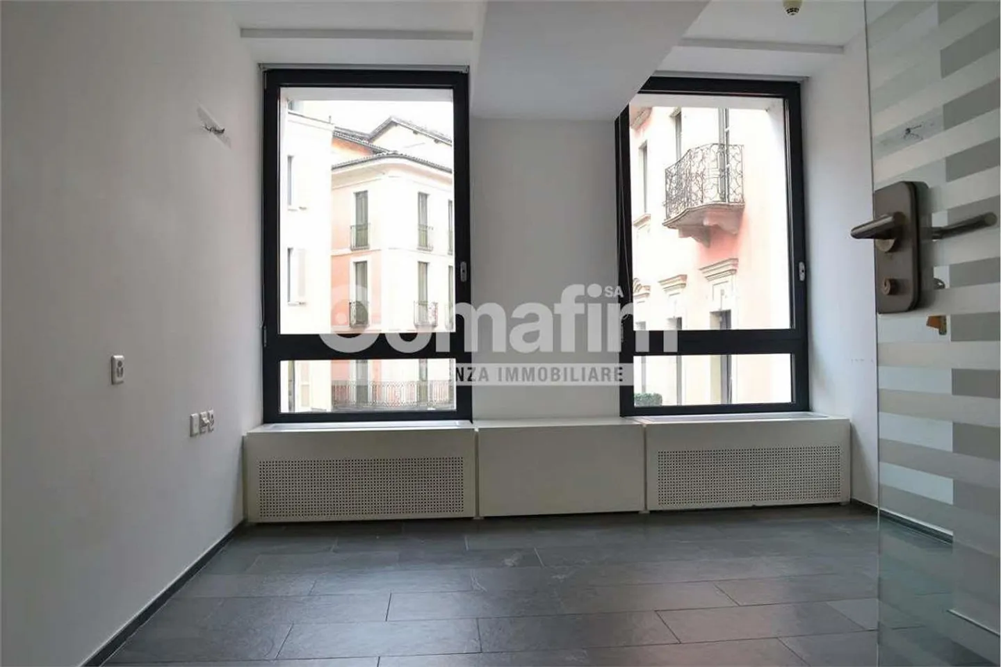 Prestiges Büro im Zentrum - Foto 8 von 13