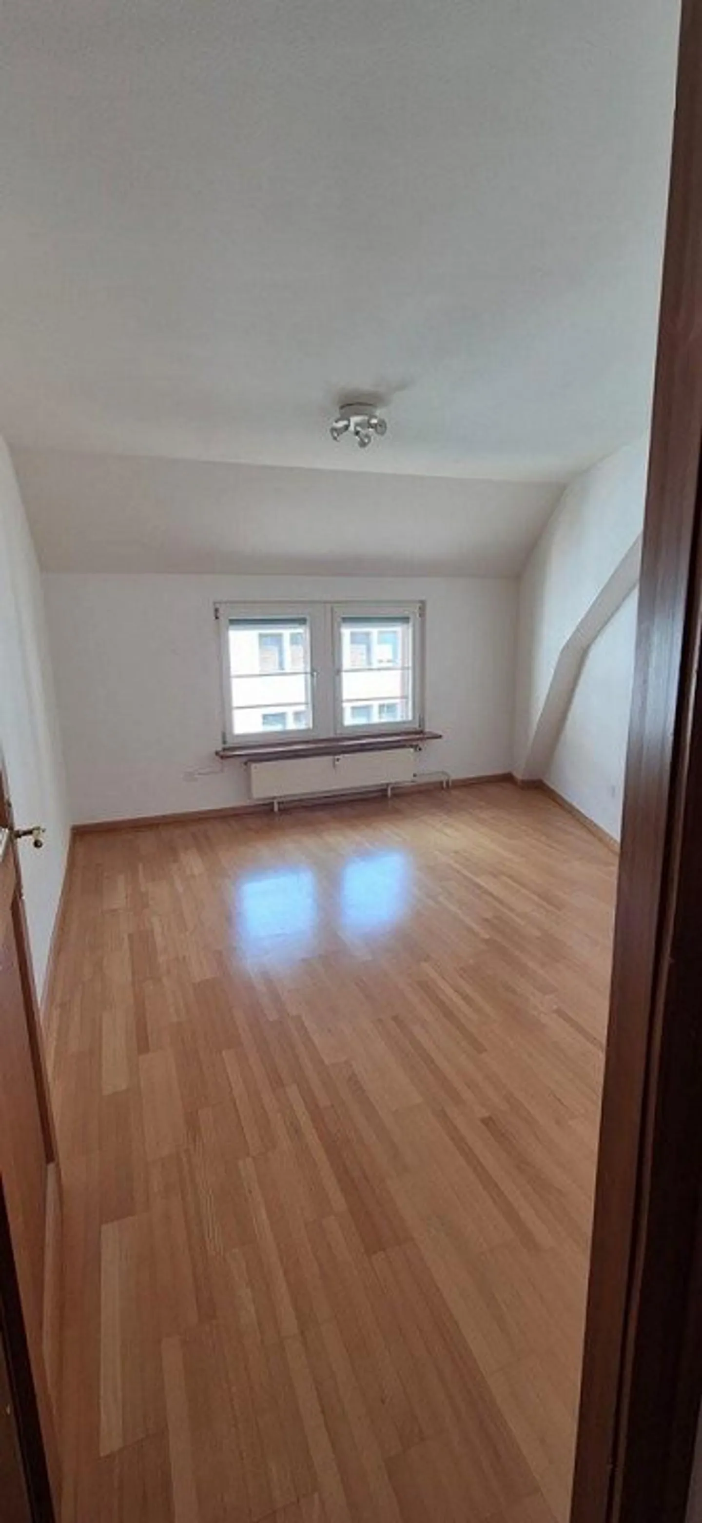 Appartement en duplex de 3,5 pièces avec beaucoup de charme - Photo 5 sur 10