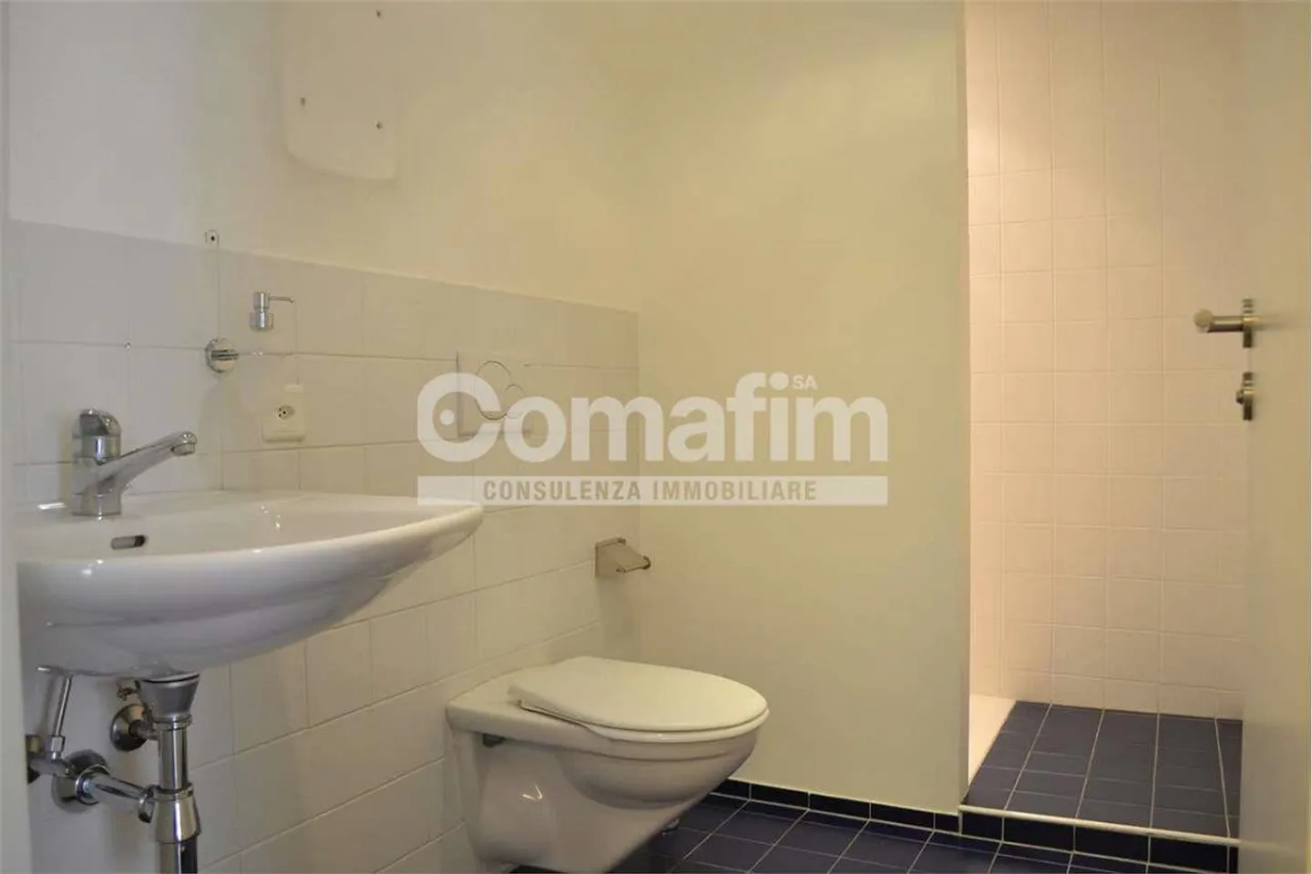 Prestiges Büro im Zentrum - Foto 12 von 13