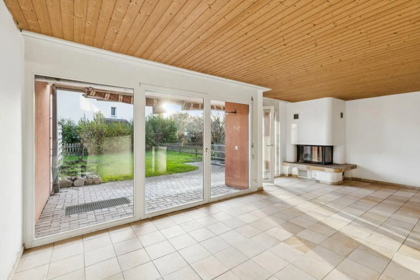 Spacious living in the heart of Hagendorn - Photo 6 of 26