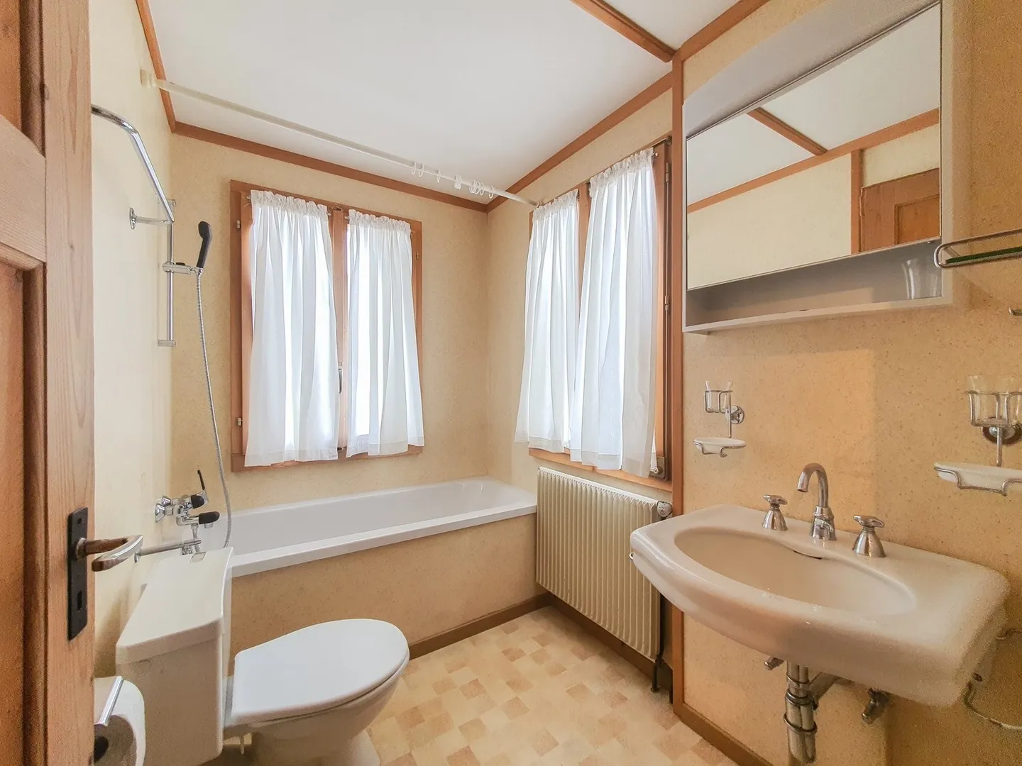 Chalet di 4 stanze a Kandersteg con vista sulle montagne - Foto 8 di 19