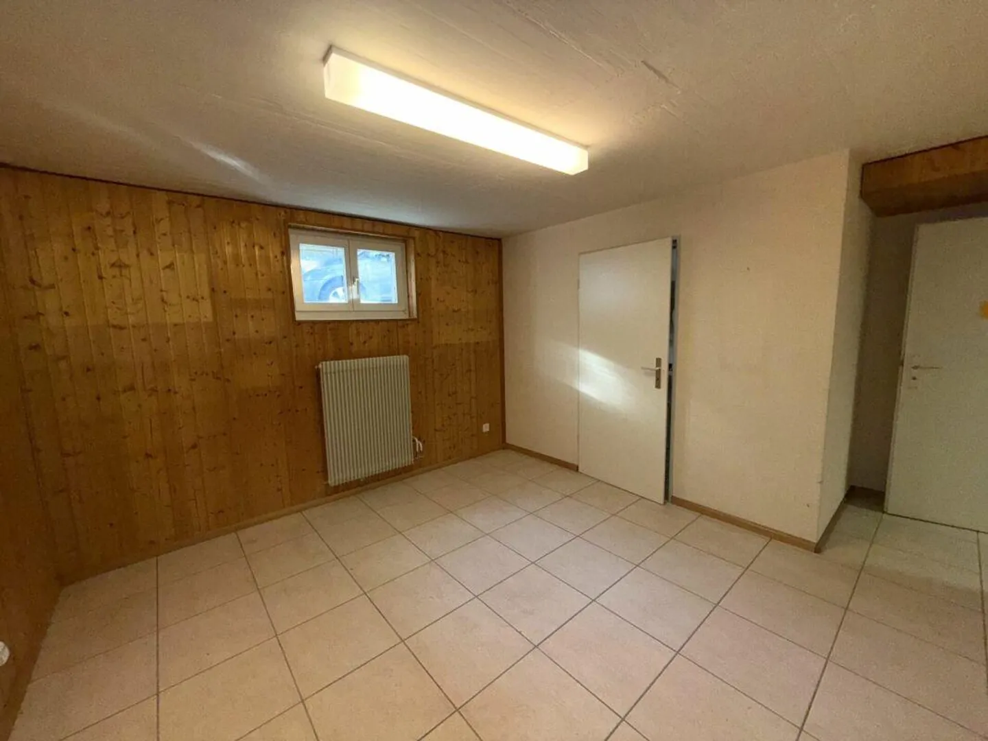 Sonnige 4.5-Zimmer-Erdgeschosswohnung im beliebten Riehen mit Hobbyraum, ausbaubarem  Estrich und viel Entwicklungspotential - Foto 11 von 12