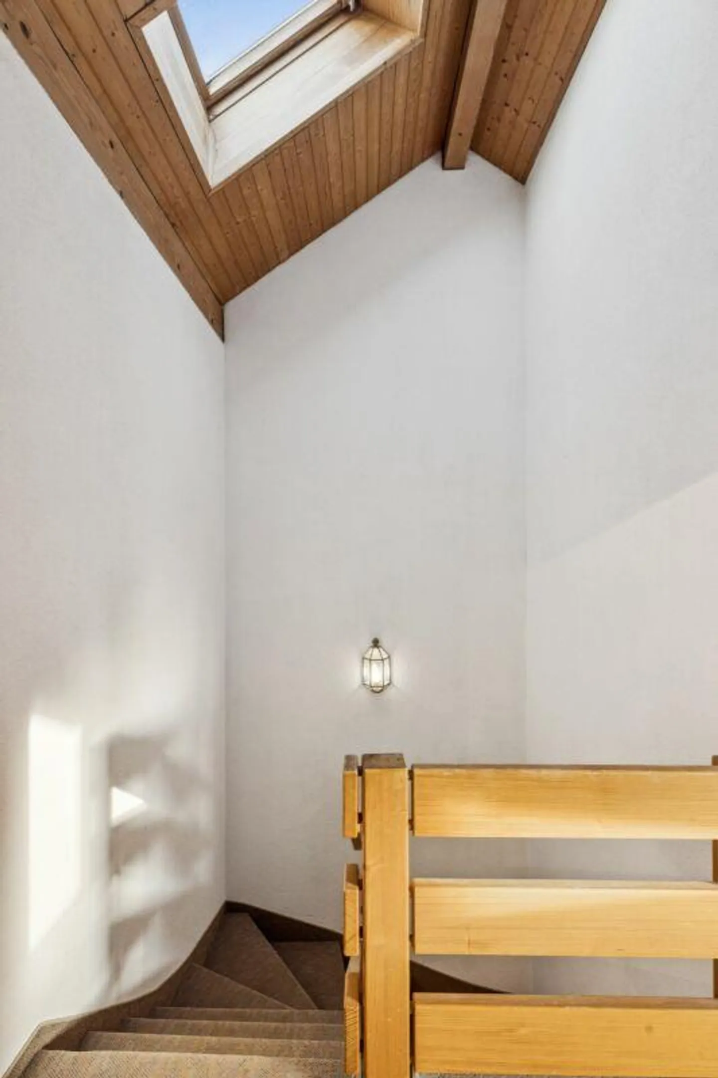 Spacious living in the heart of Hagendorn - Photo 19 of 26