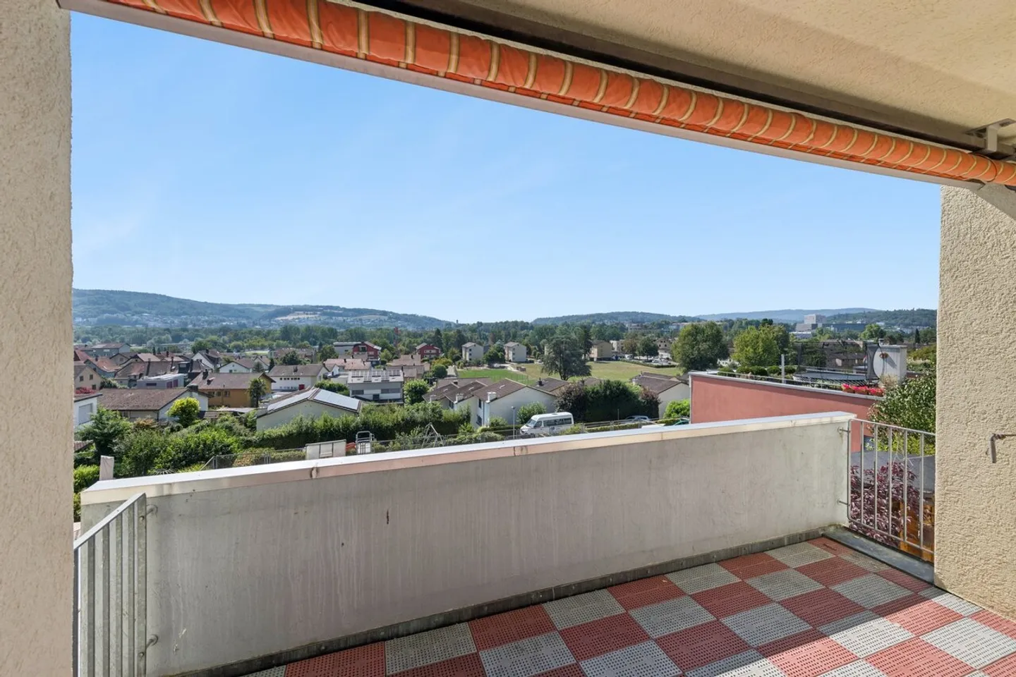 Vista spettacolare con molto spazio per le proprie idee - Foto 3 di 9
