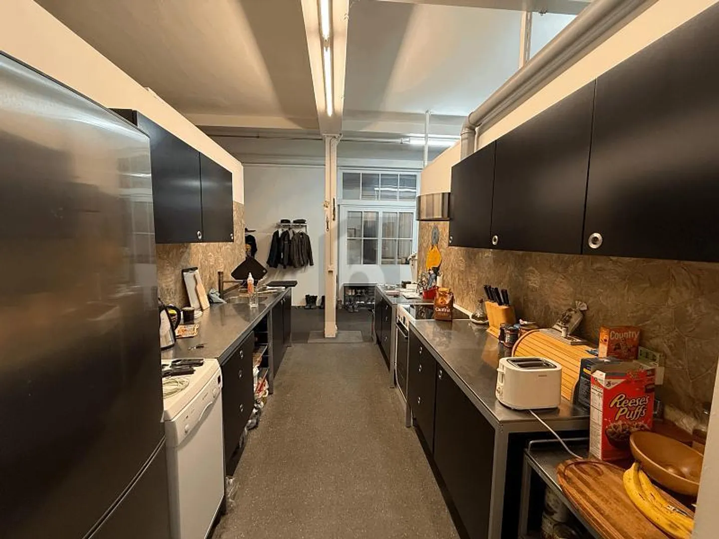 LIVING MEETS CREATIVITY - Photo 5 of 6