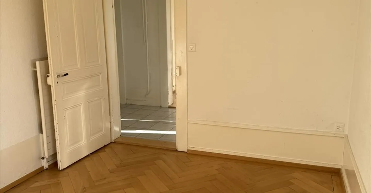 Charmantes Appartement in La Chaux-de-Fonds - Foto 7 von 17