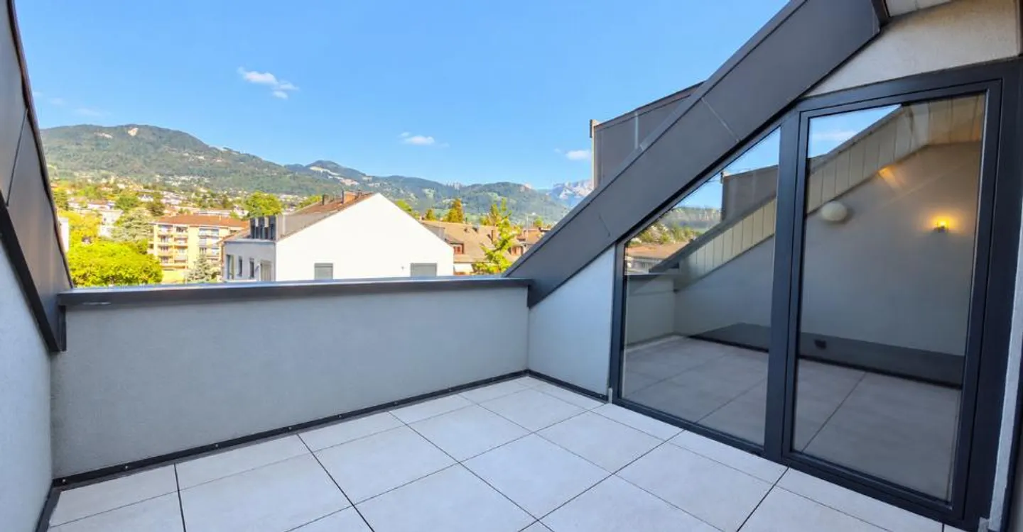 Modern 2-room apartment with balcony - Photo 10 of 11