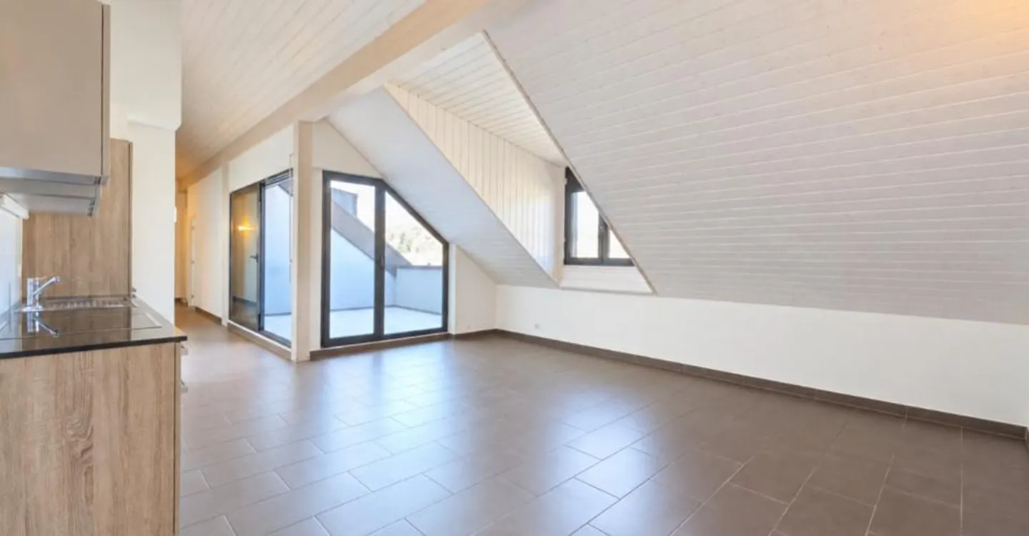 Modern 2-room apartment with balcony - Photo 1 of 11