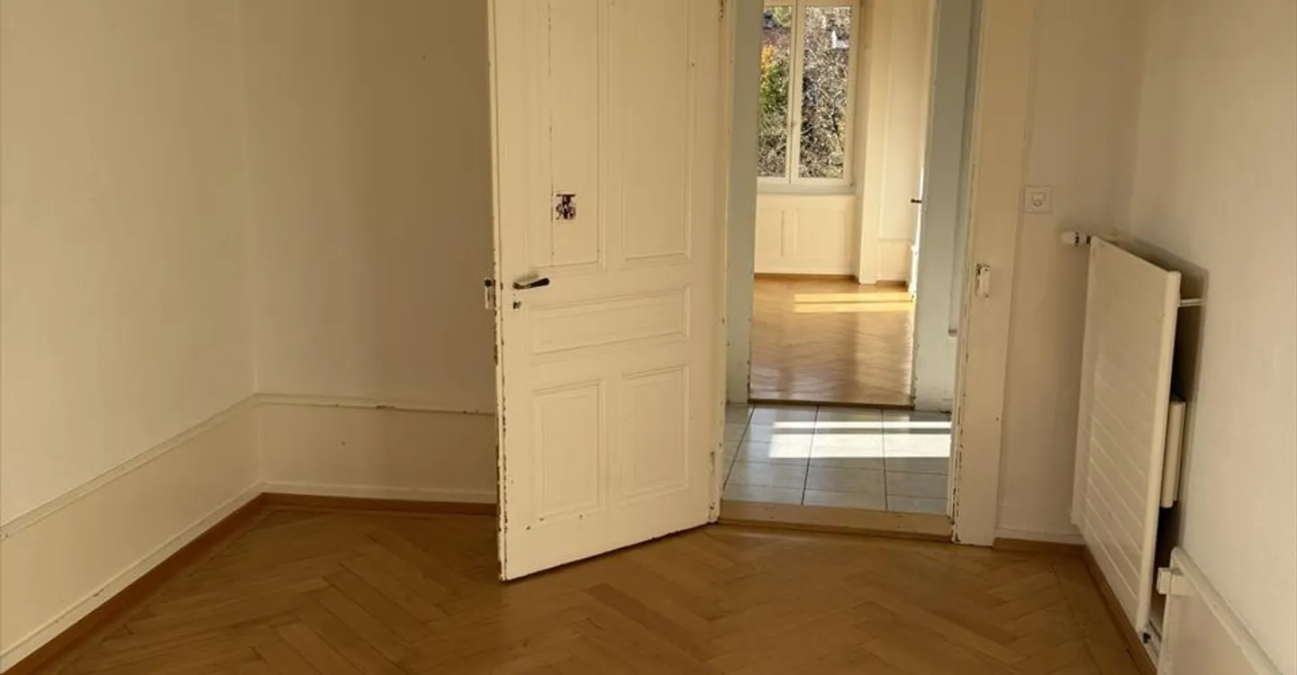 Charmantes Appartement in La Chaux-de-Fonds - Foto 9 von 17