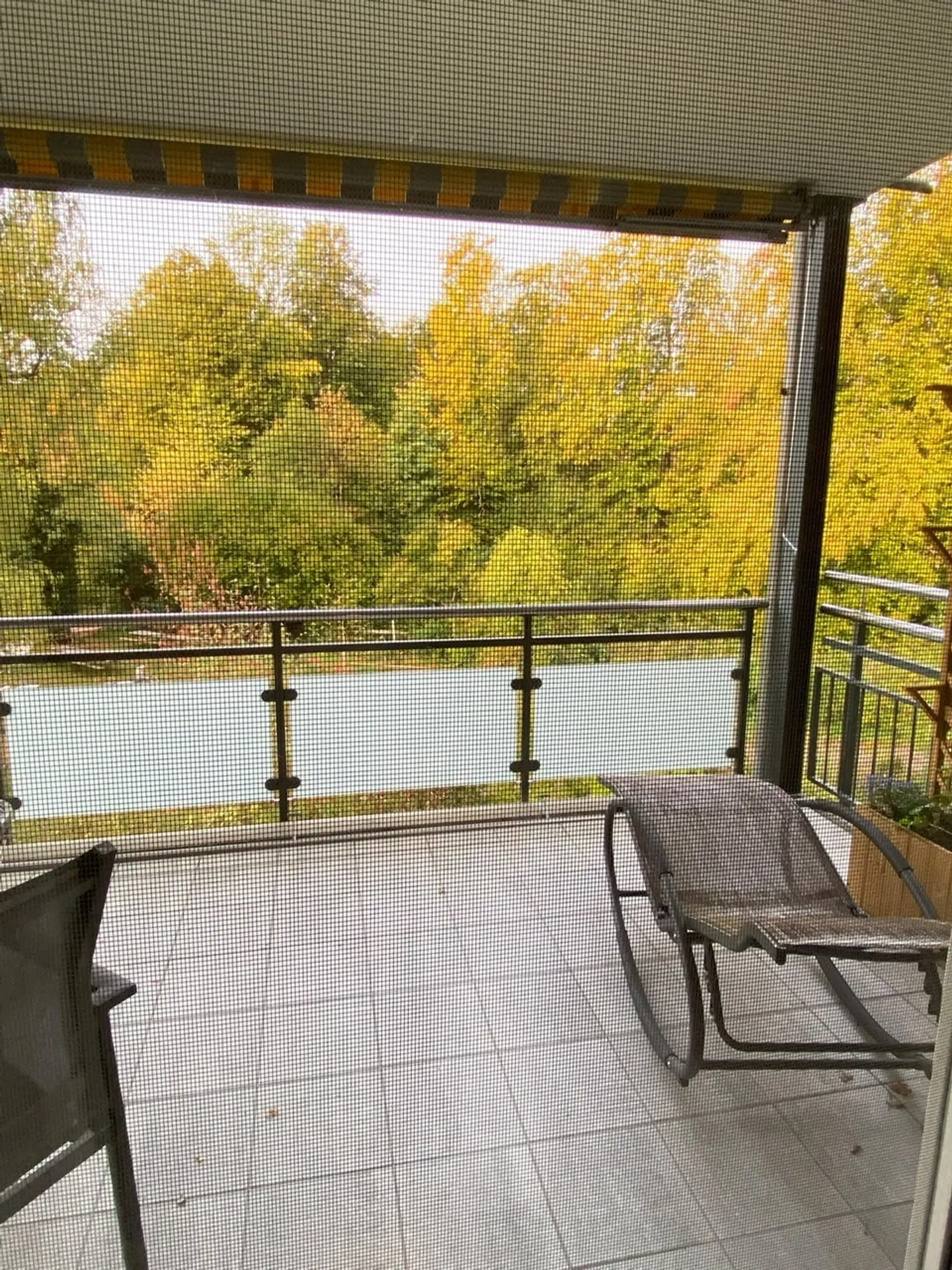 Appartement confortable avec garage - Photo 6 sur 8