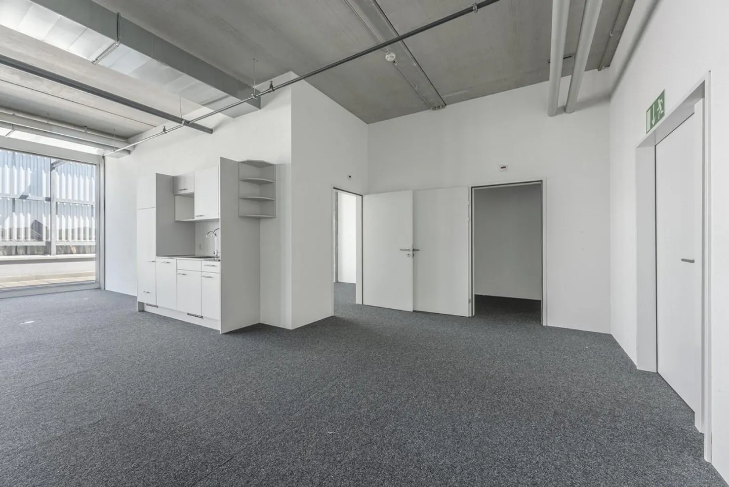 Office with Sunny Terrace - Photo 2 of 3
