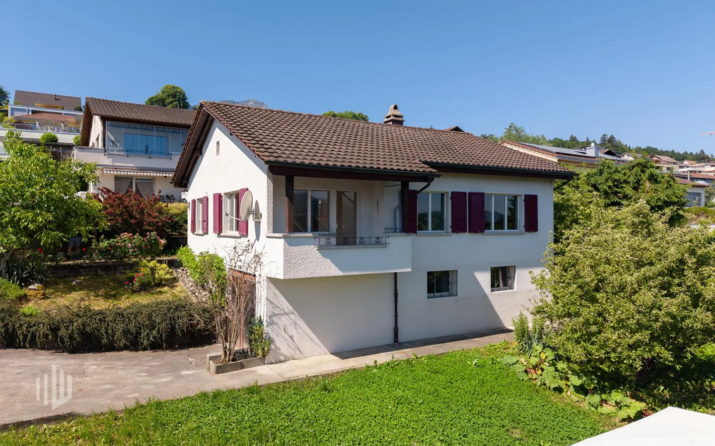 Charmantes Einfamilienhaus mit Seesicht - Foto 1 von 8