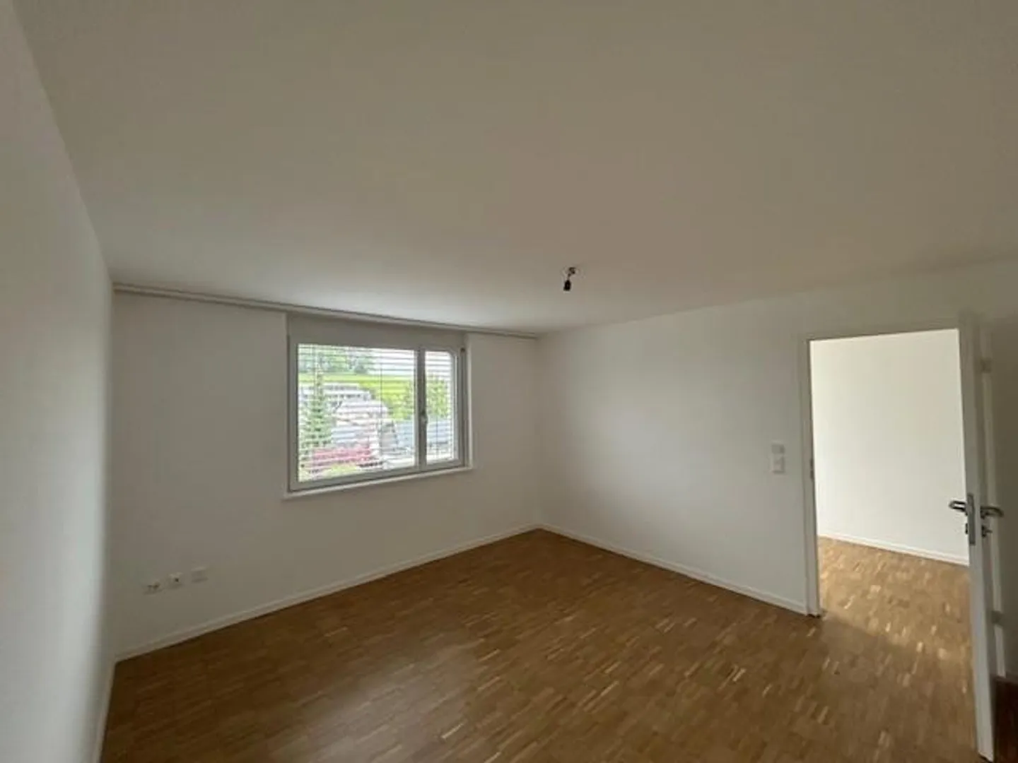 Appartamento attico di 4,5 stanze in una posizione tranquilla - Foto 10 di 11