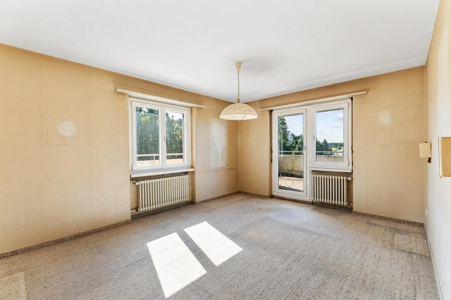 Grosszügige Attika mit Weitblick - Foto 7 von 15