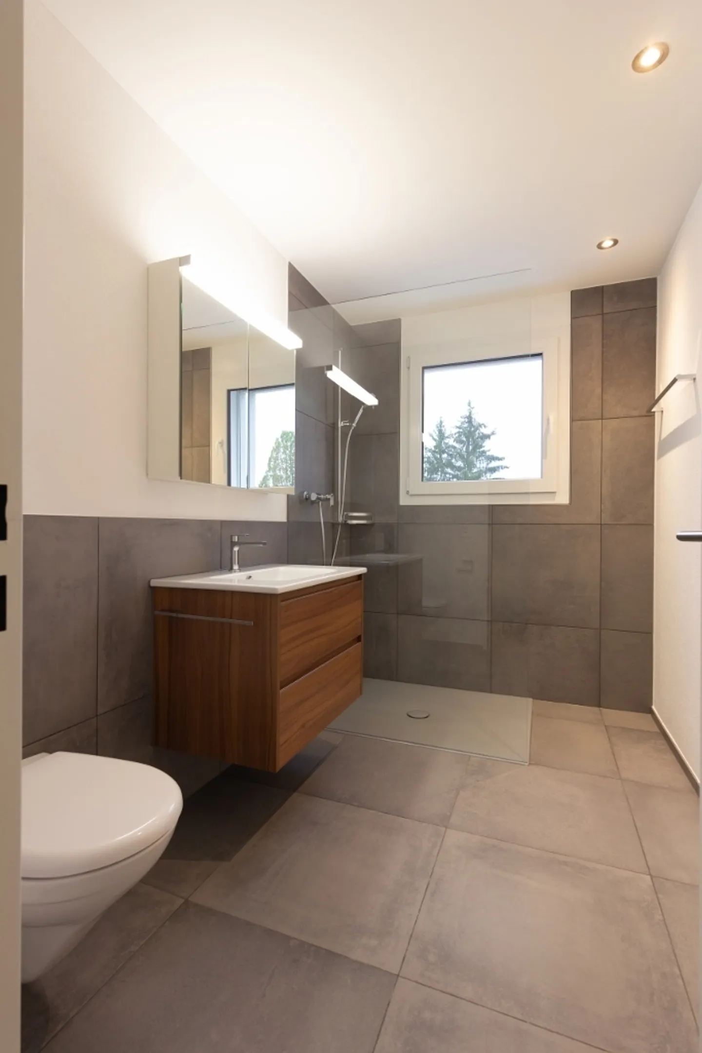 Appartamento spazioso 4.5 locali - Foto 4 di 14