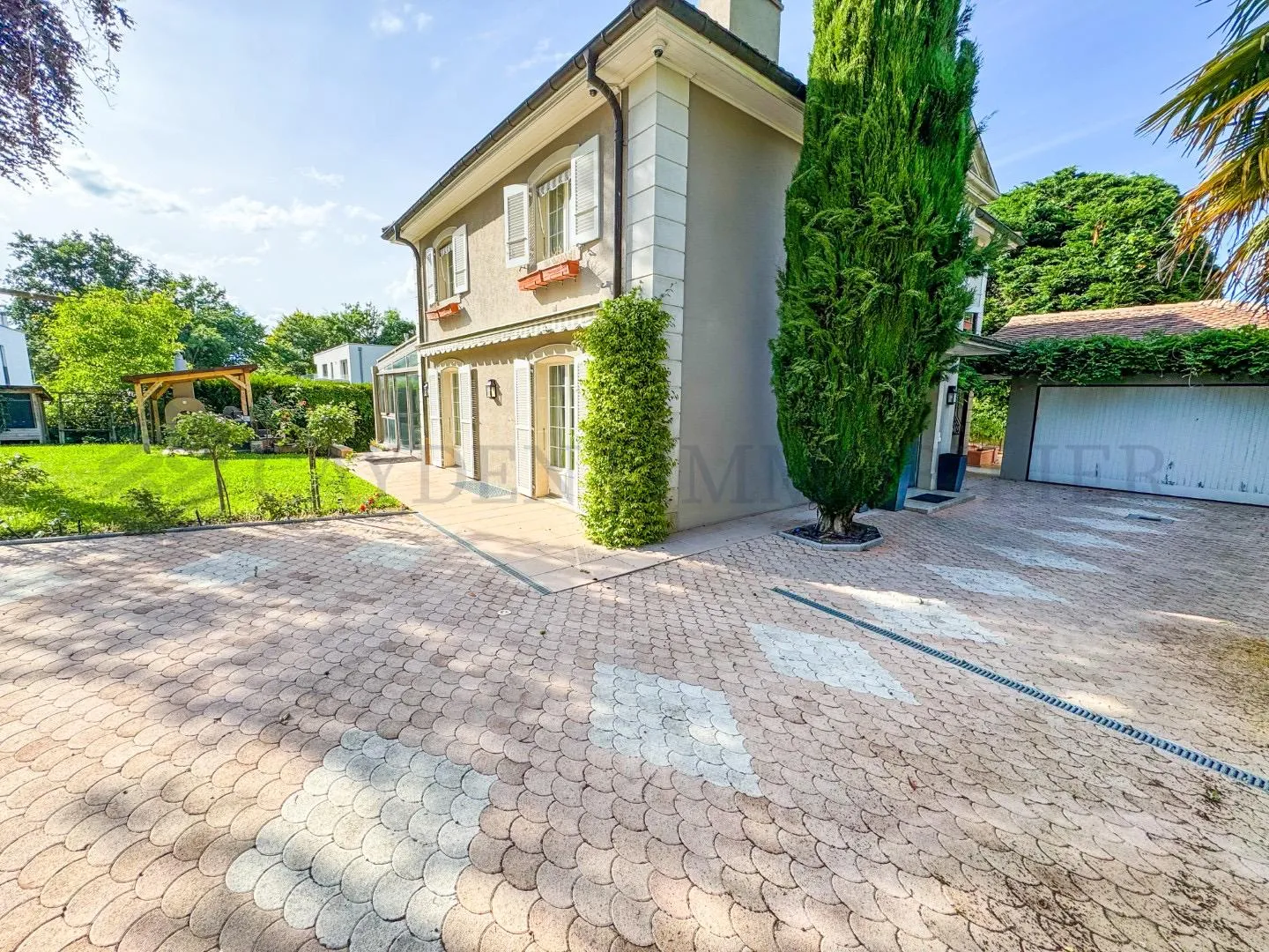 Belle villa de 5 pièces ! - Photo 1 sur 6