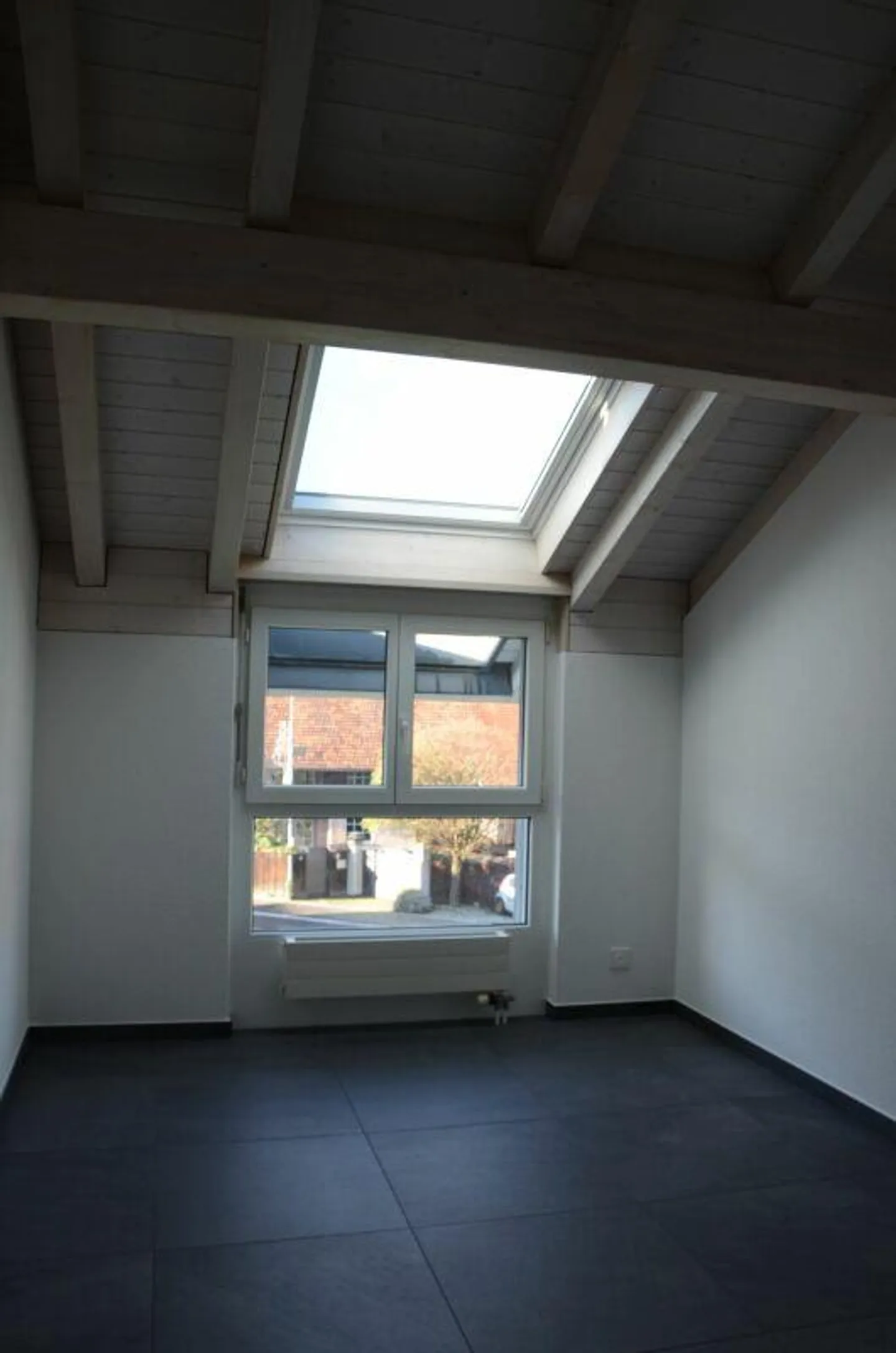 Sonnige 4.5 Zimmerwohnung mit Galerie - Foto 7 von 15