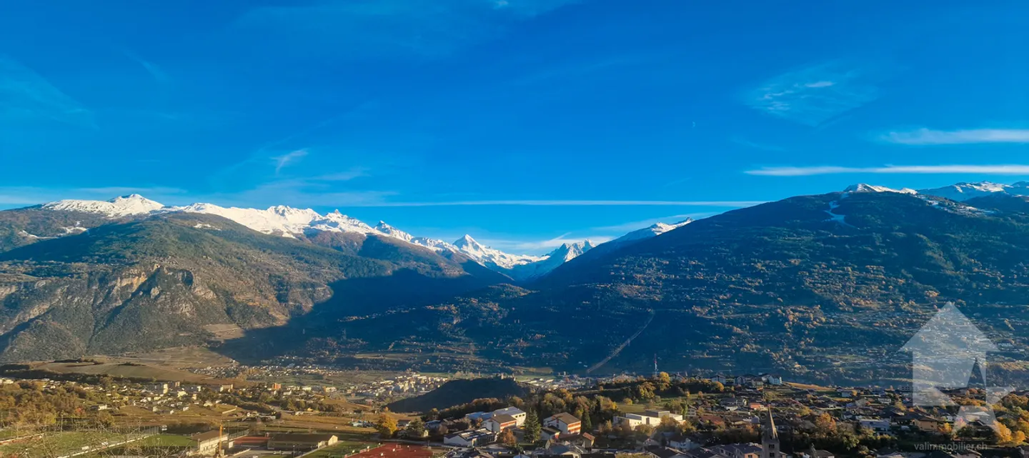 Stunning 3.5 Room Apartment, Spectacular View, Quiet, Optimal Sun Exposure - Photo 1 of 12