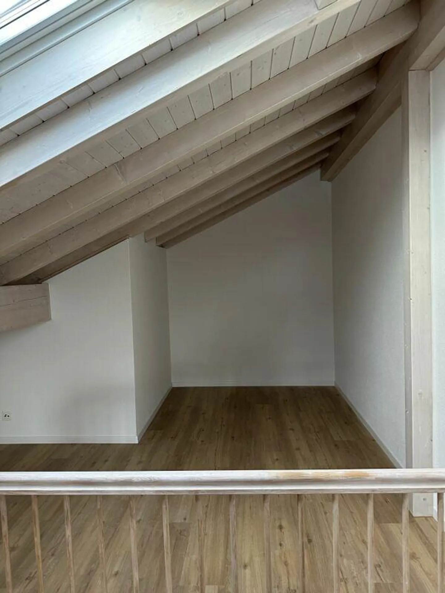 Sonnige 4.5 Zimmerwohnung mit Galerie - Foto 13 von 15