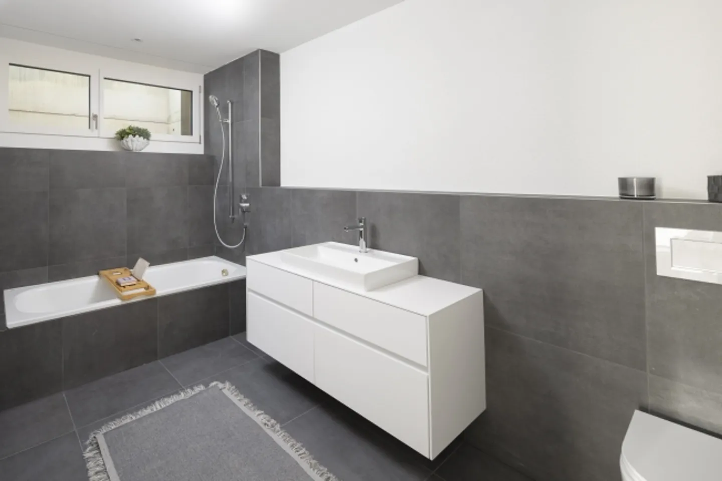 Last New Apartments: Central with Large Garden Terrace - Photo 8 of 11