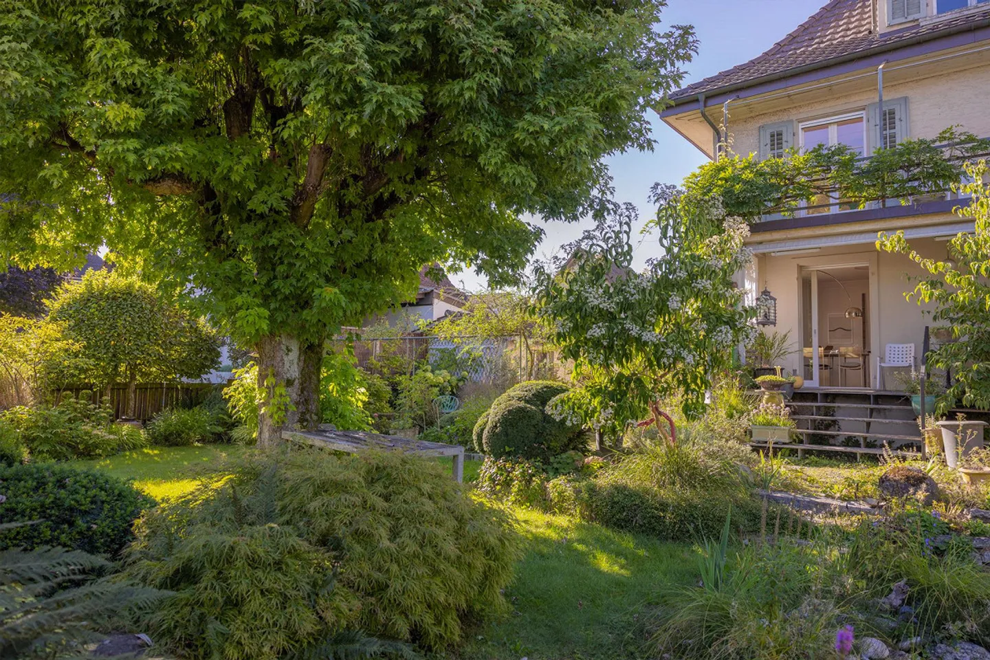 Free On-Site Viewing: April 22, 2026, 4:00 PM - 6:00 PM - Photo 11 of 12