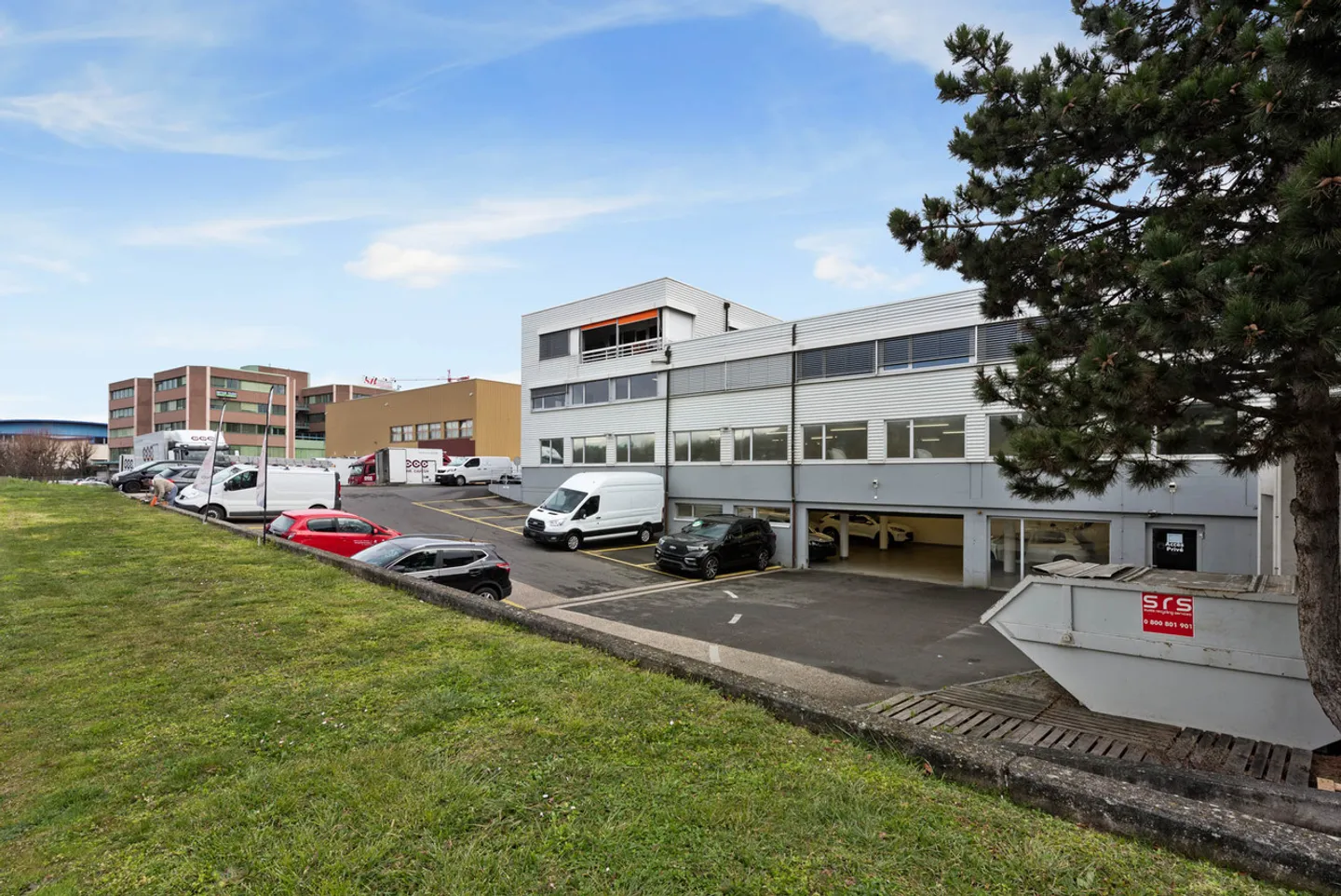 69 m² office space for rent – 2nd floor, strategic location - Photo 3 of 6