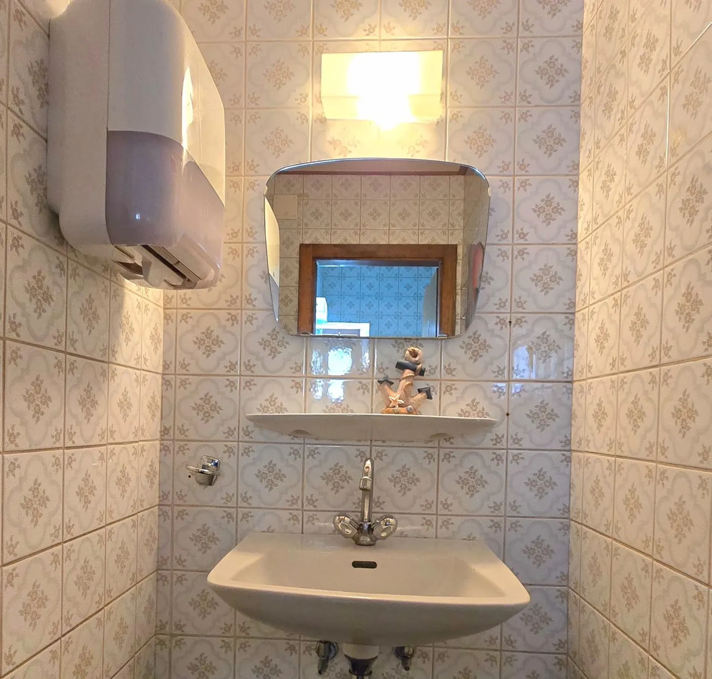 3.5 Room Apartment and Commercial Space with Potential for Conversion into a Duplex in Euseigne - Photo 19 of 27