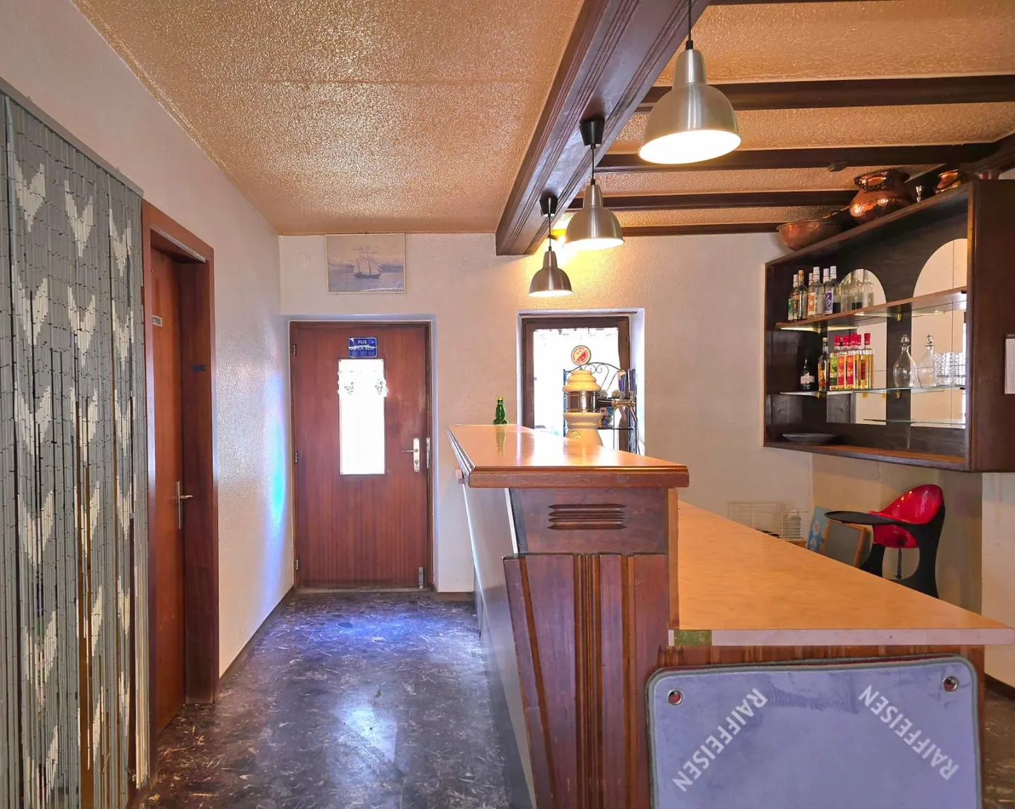 3.5 Room Apartment and Commercial Space with Potential for Conversion into a Duplex in Euseigne - Photo 21 of 27