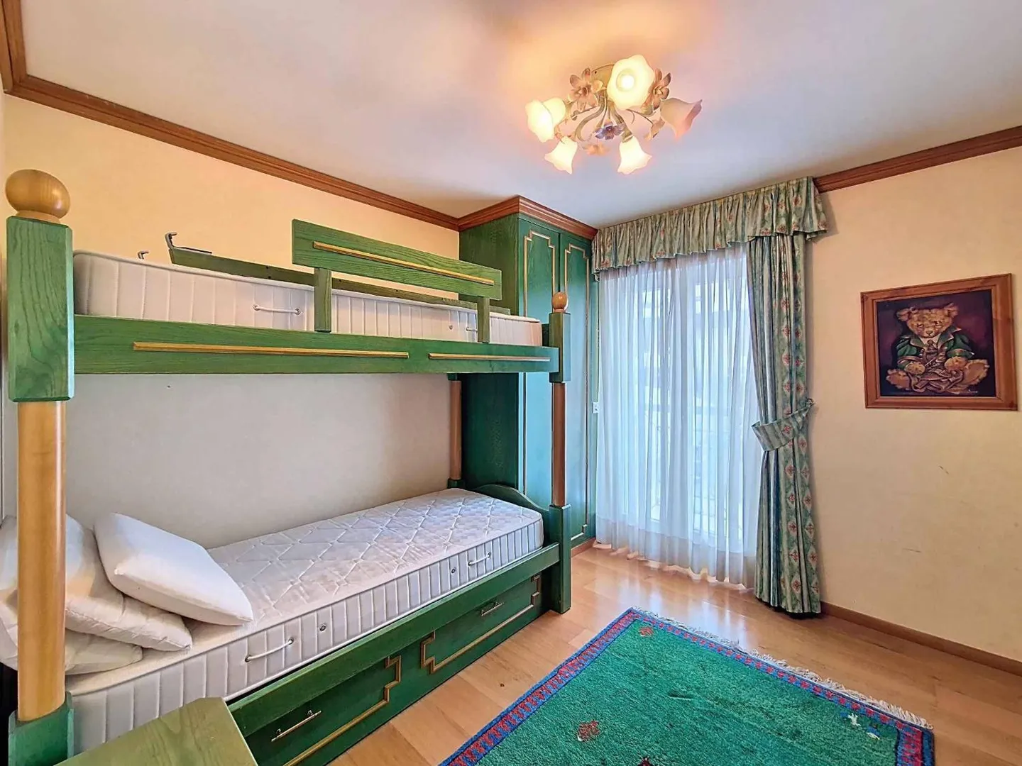 Geräumige 7.5 Zimmerwohnung - Foto 5 von 10
