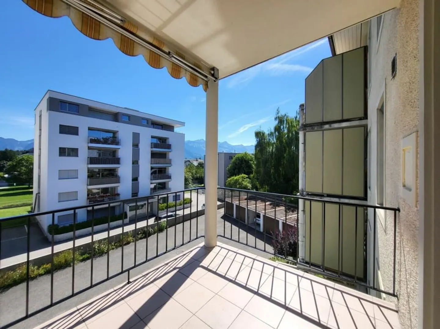 Appartement de 3.5 pièces au coeur de Bulle - Photo 6 sur 7