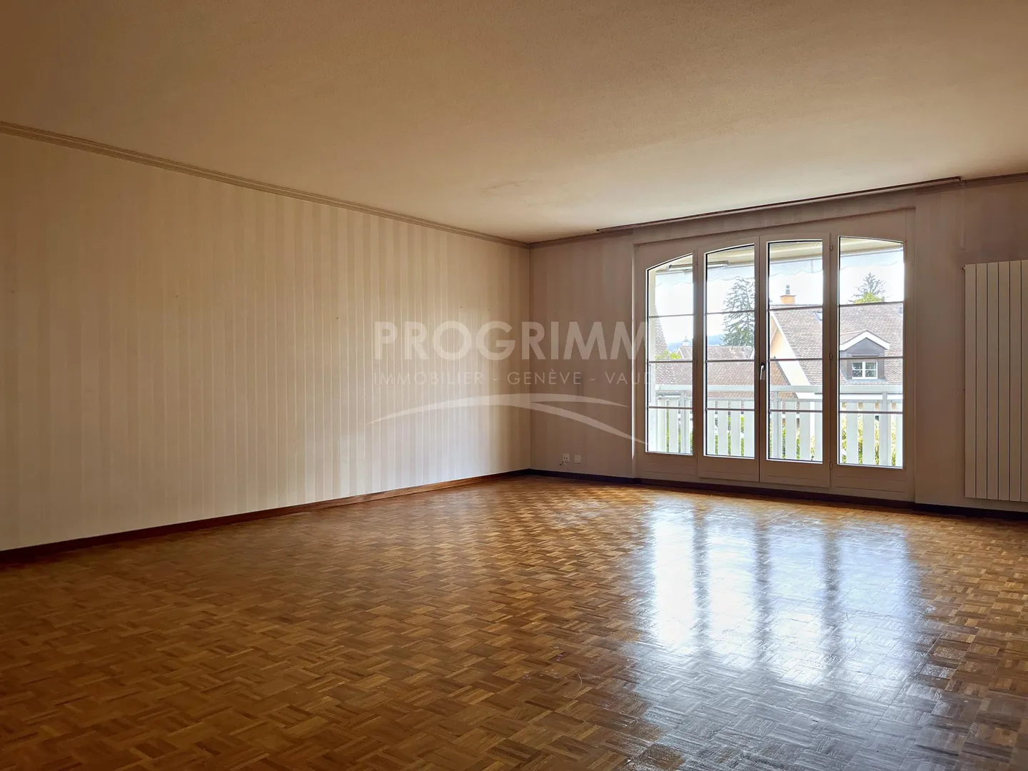 Apartment for sale - Photo 2 of 5