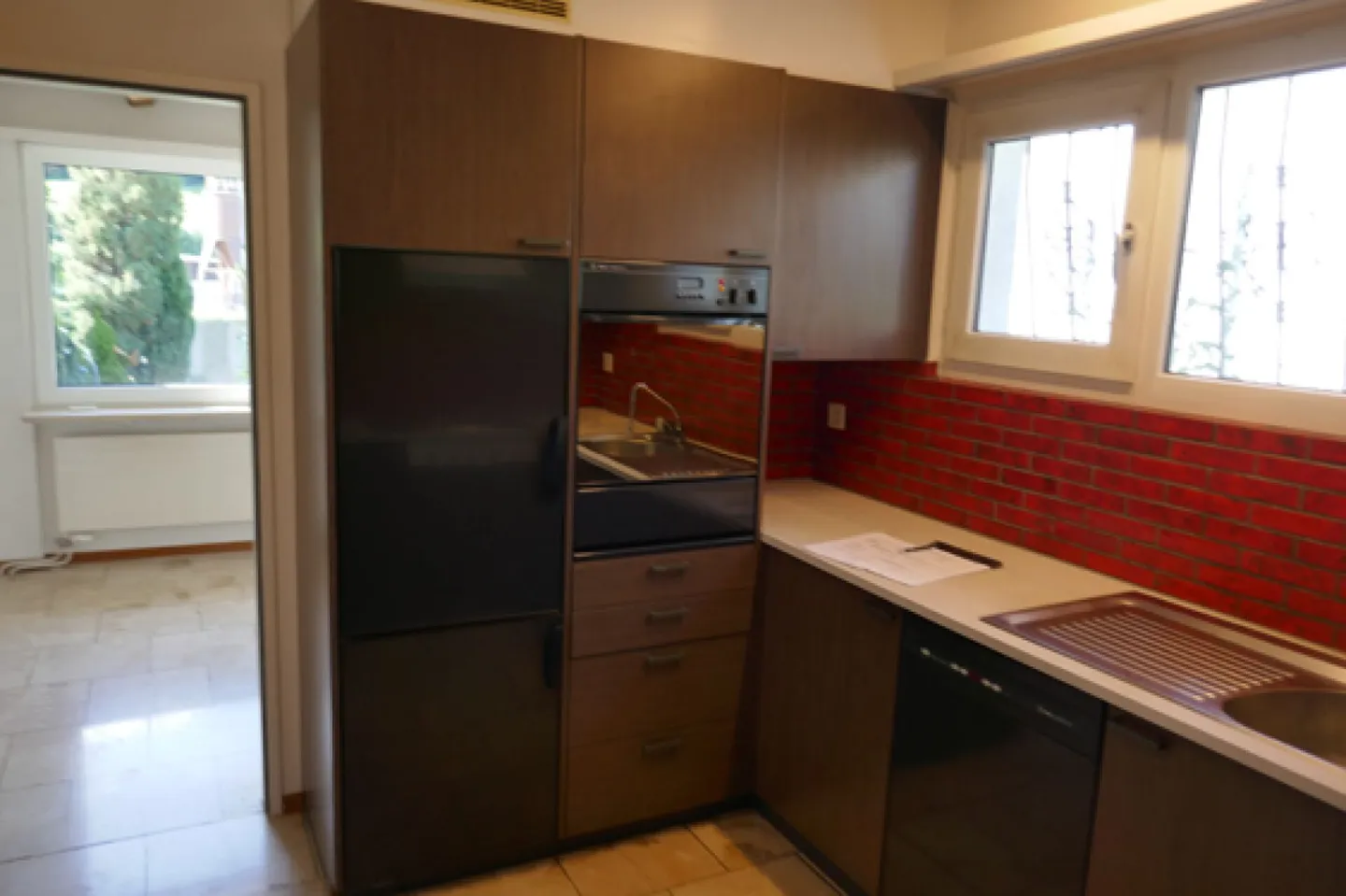 Single-family house with large garage and garden in Flüh - Photo 6 of 13