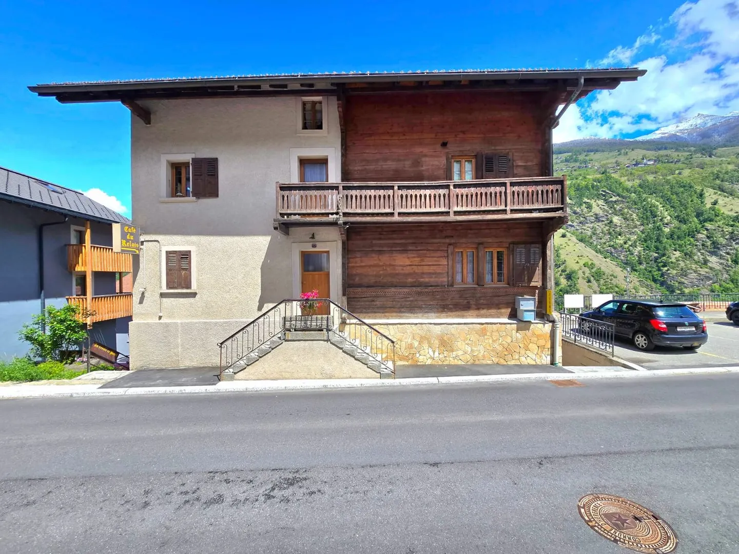 3.5 Room Apartment and Commercial Space with Potential for Conversion into a Duplex in Euseigne - Photo 24 of 27