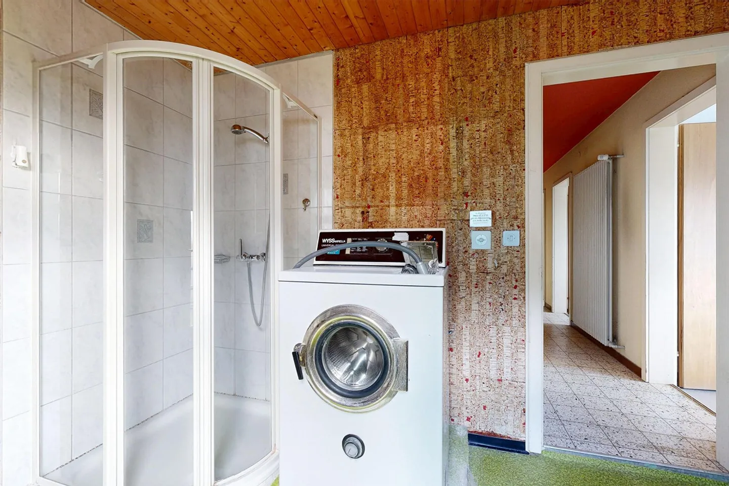 Maison individuelle de 4,5 pièces avec un grand potentiel de développement - Photo 10 sur 16