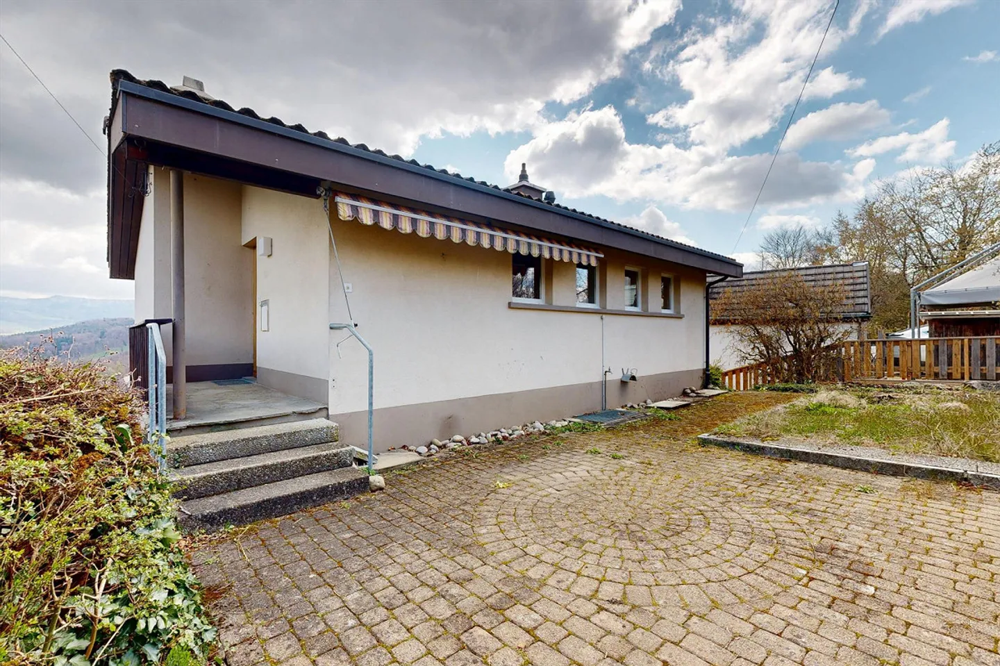 Maison individuelle de 4,5 pièces avec un grand potentiel de développement - Photo 13 sur 16