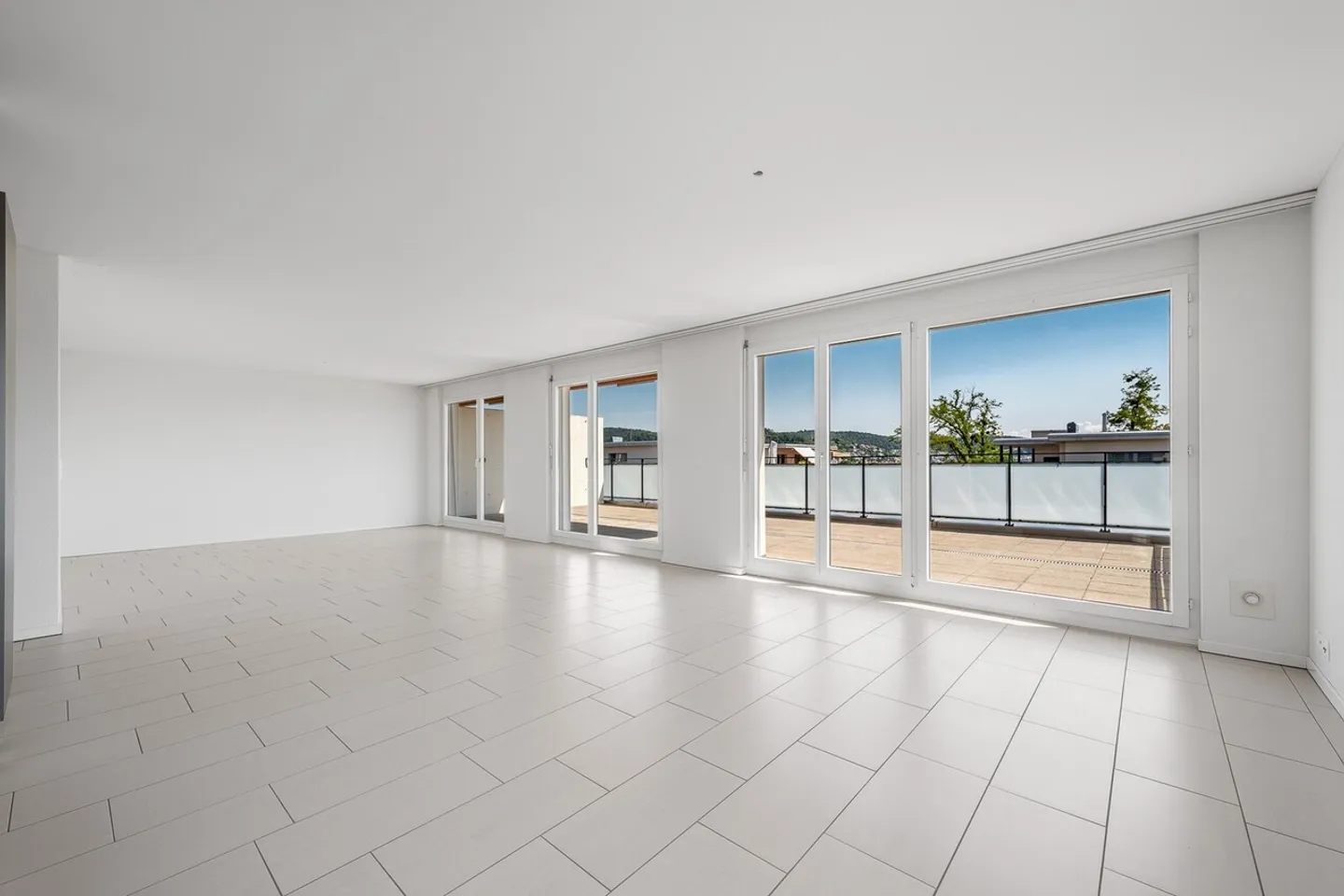 Traumhafte Attika-Wohnung mit Terrasse - Foto 5 von 13