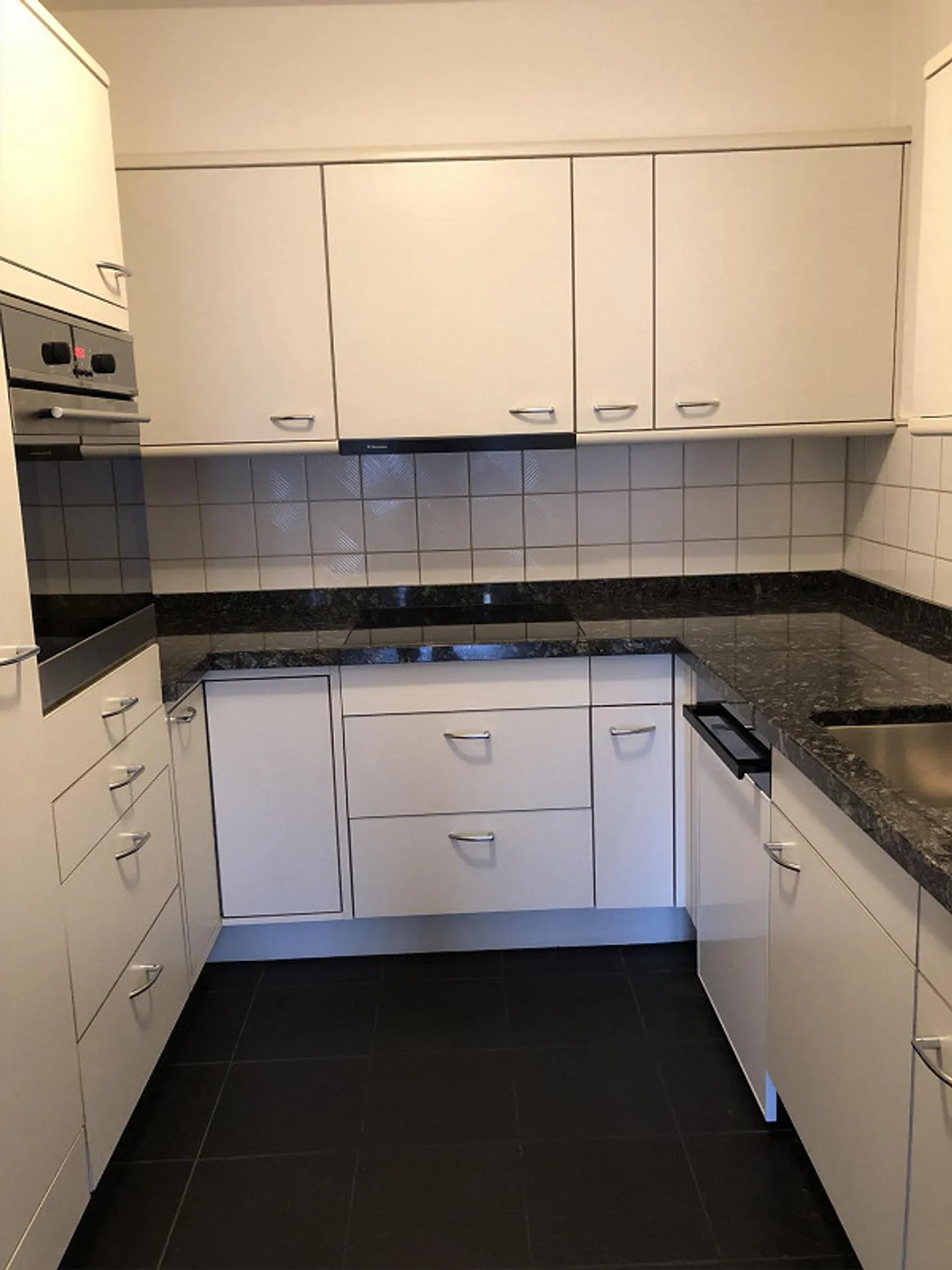 Appartamento luminoso e attraente di 3,5 stanze con vista sul quartiere Lorraine - Foto 13 di 20