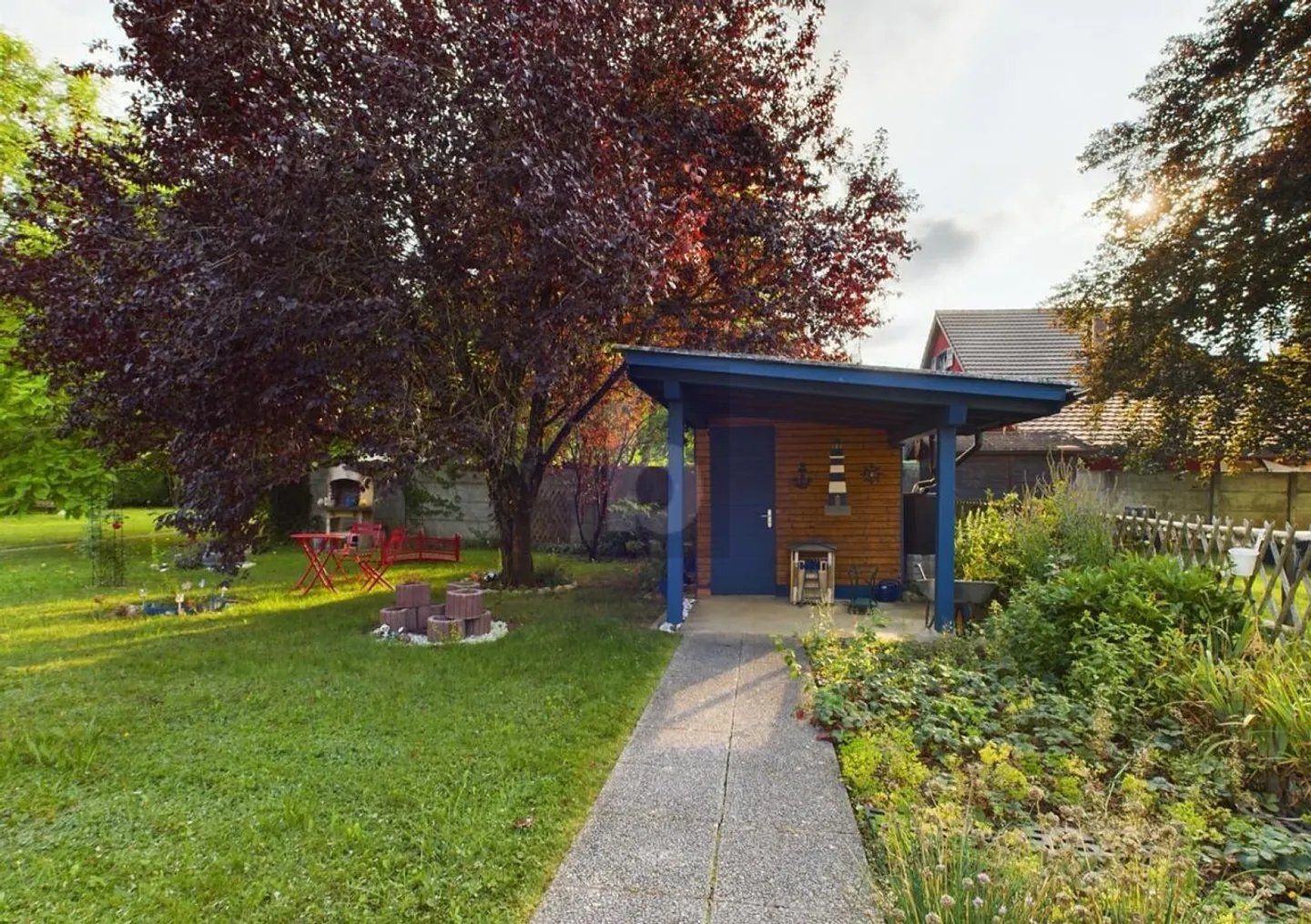GERÄUMIGE VILLA MIT KAMIN UND GROSSEM GARTEN! - Foto 4 von 6